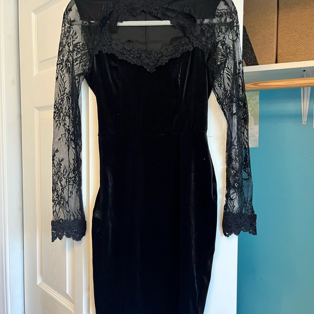 Elegant Black Lace Dress
